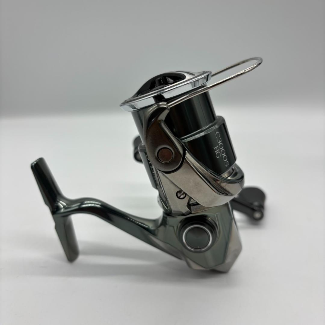 【未使用近い】SHIMANO STELLA 22ステラ C3000SDHHG