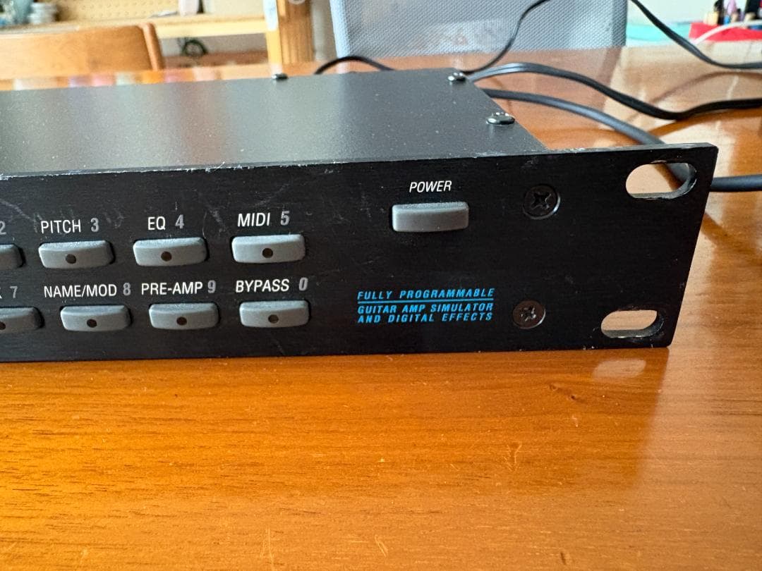 ALESIS QUADRAVERB GT （アレシス クアドラバーブGT）