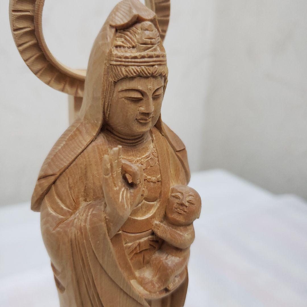 Ｂフライデー蔵出し特価　優しい仏像★ヒバ材 慈母観音菩薩像4.5寸立★約22cm