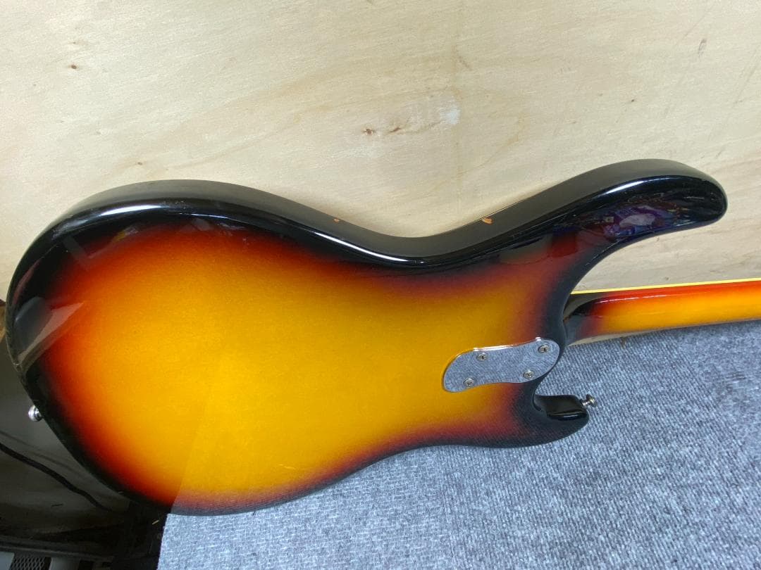 ギター 811 mosrite of california vibramute