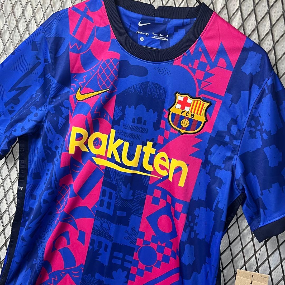 新品未使用　タグ付き　NIKE バルセロナユニフォーム　No19 アグエロ