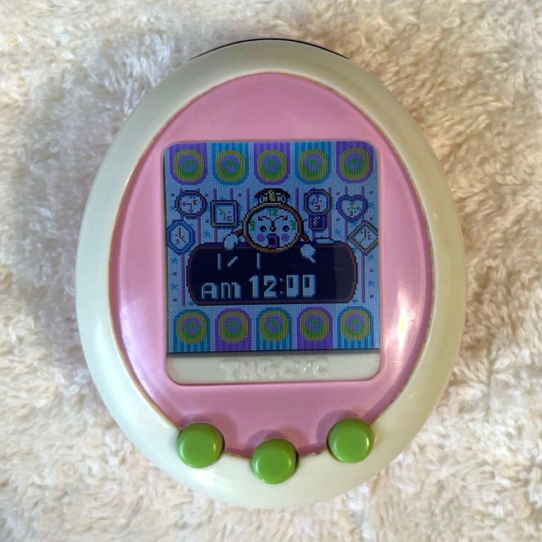 【激レア　希少カラー】たまごっちプラスカラー　クリーム+ピンク