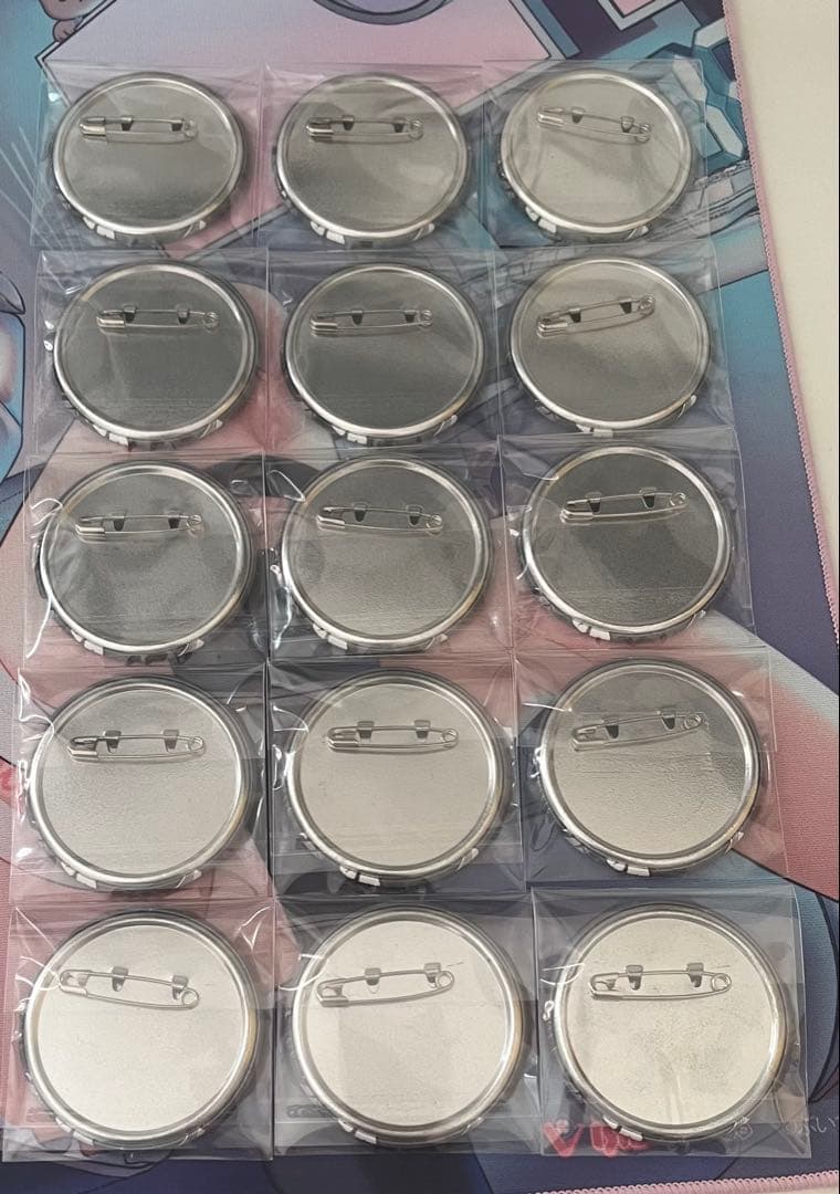 ハイキュー　宮侑　缶バッジ　35個　痛バ付き　即購入OK‼️