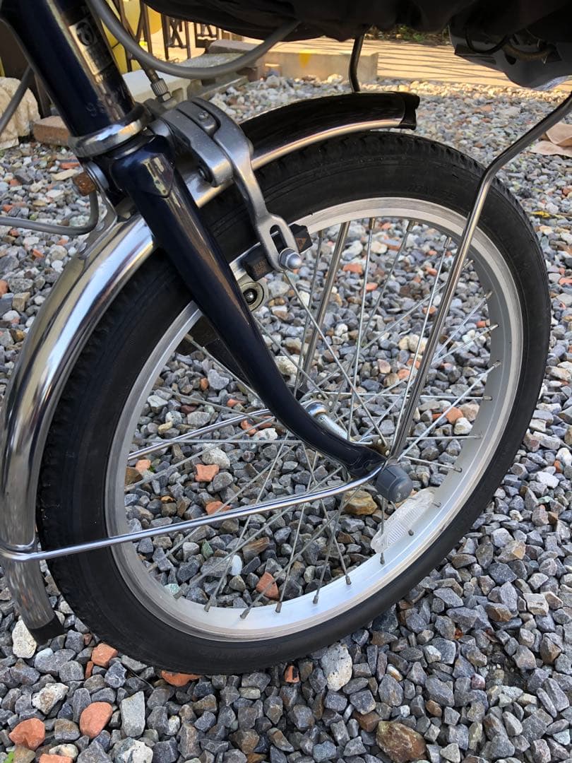 三輪電動アシスト自転車 黒 前後バスケット付き