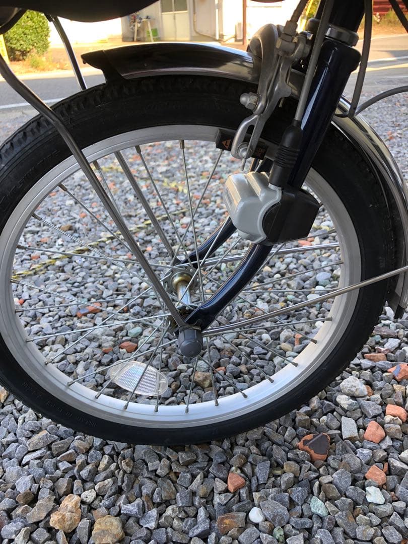 三輪電動アシスト自転車 黒 前後バスケット付き