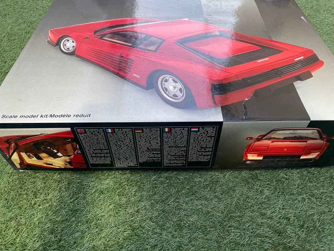 Ferrari Testarossa 1/8フェラーリテスタロッサ