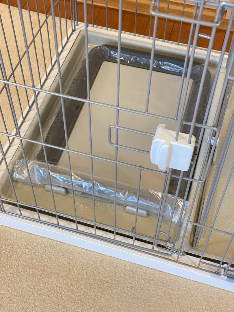 【美品】ペティオ トイレのしつけが出来るドッグサークル レギュラー 白 屋根付き