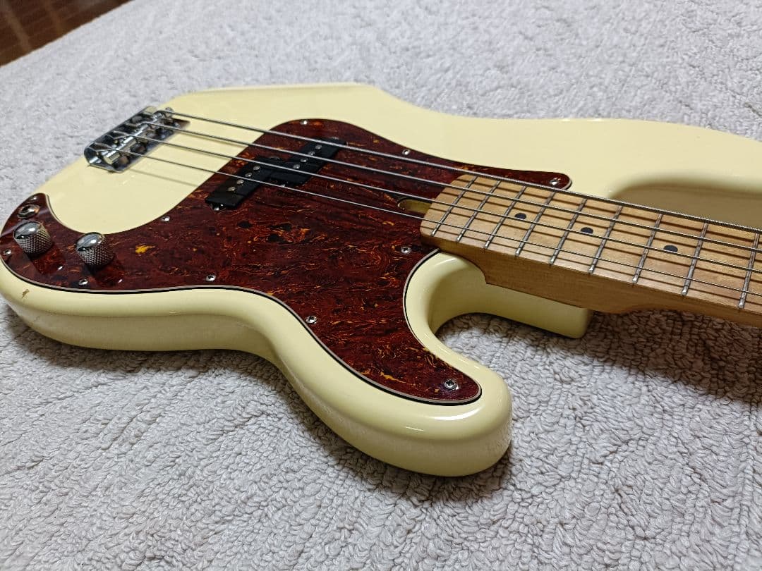 Brian by Bacchus プレシジョンベース