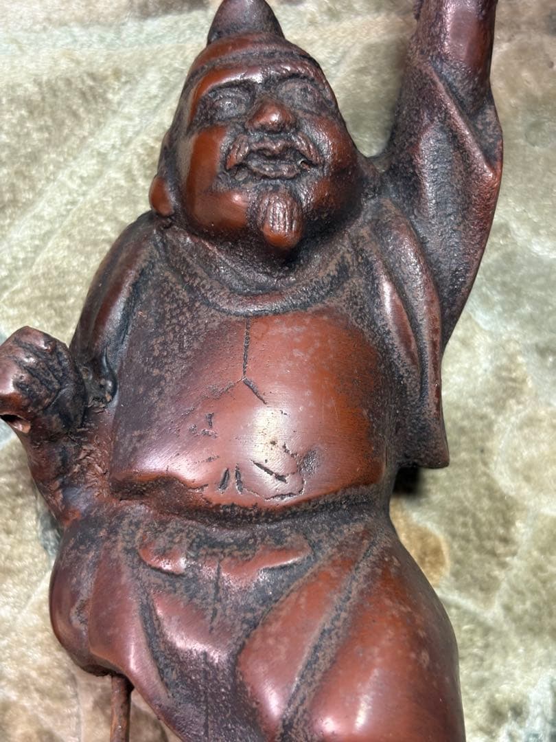 恵比寿さまと鯛の置物