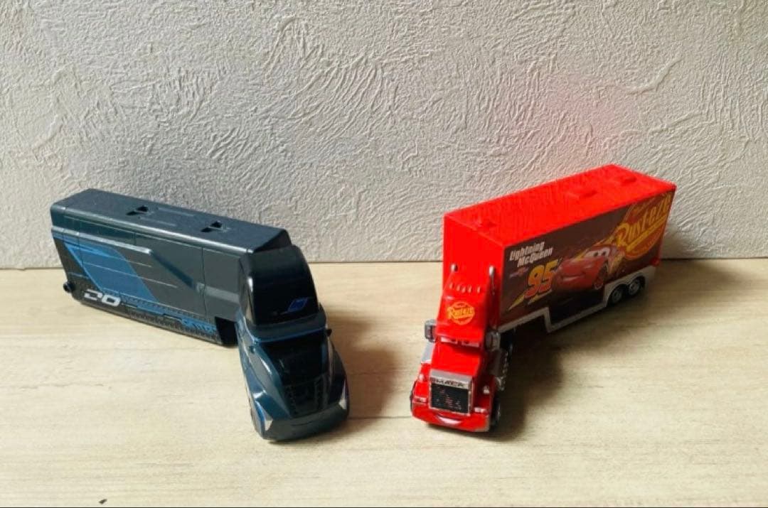 トミカ ディズニーピクサー カーズ 60台セット まとめ売り