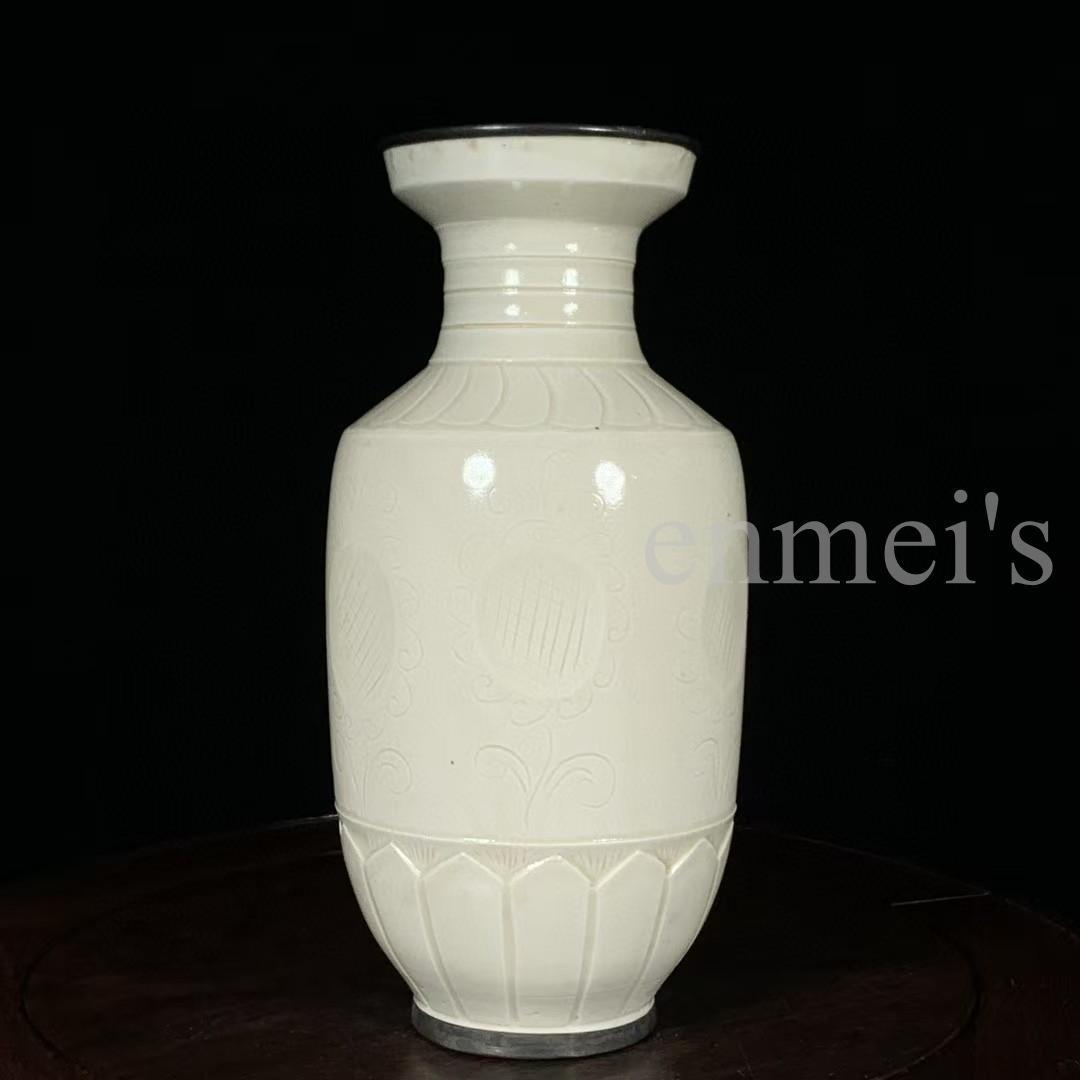 宋代 定窑 包口刻花卉纹盘口瓶 陶芸 文房具 置物 古美術 花瓶 禮品 年代物