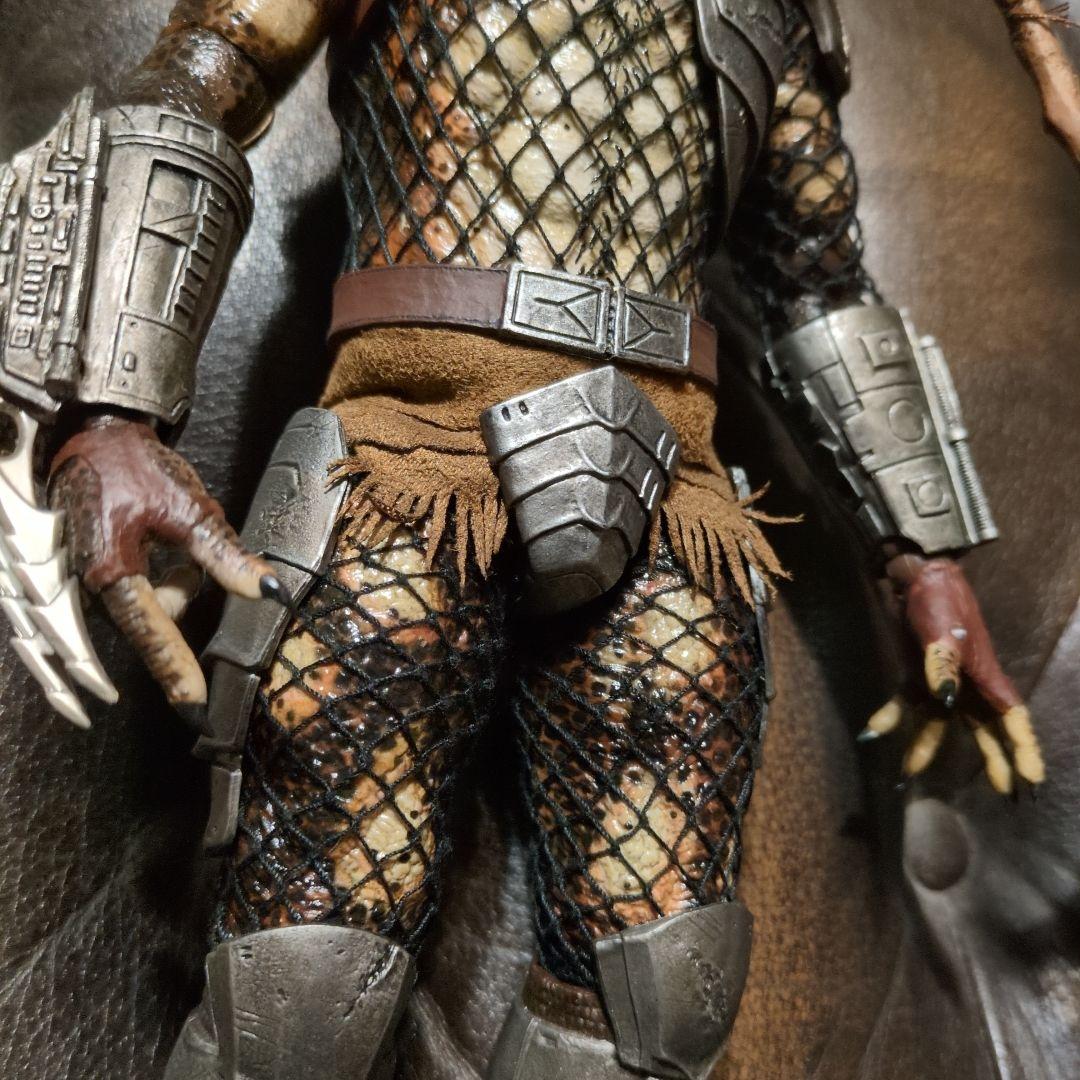 プレデター フィギュア ホットトイズ