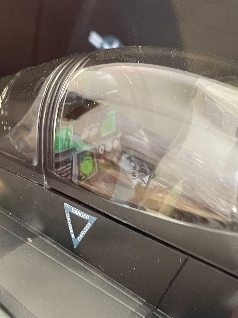 【入手困難超希少】エリートフォース1:18 F/A-18 ジョリー ロジャース♪