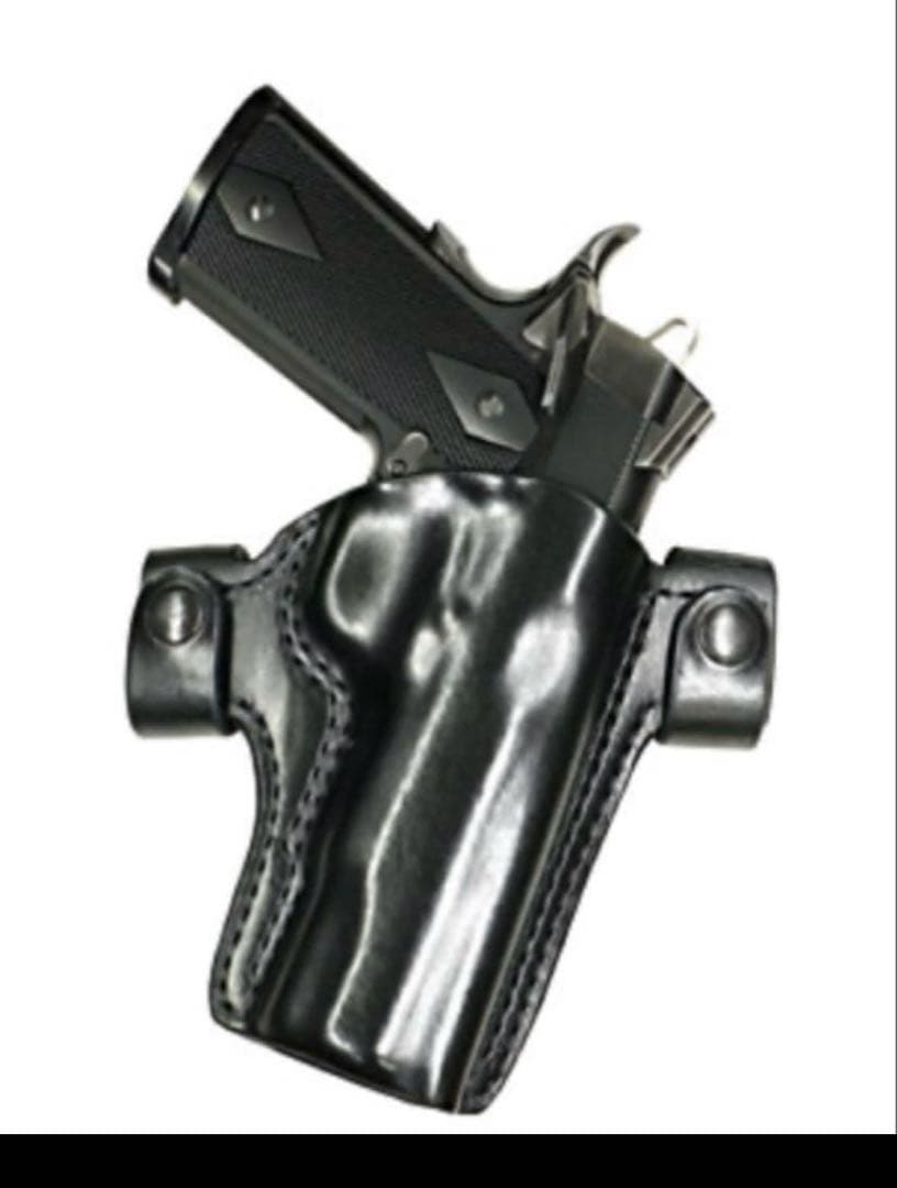 レザーホルスター