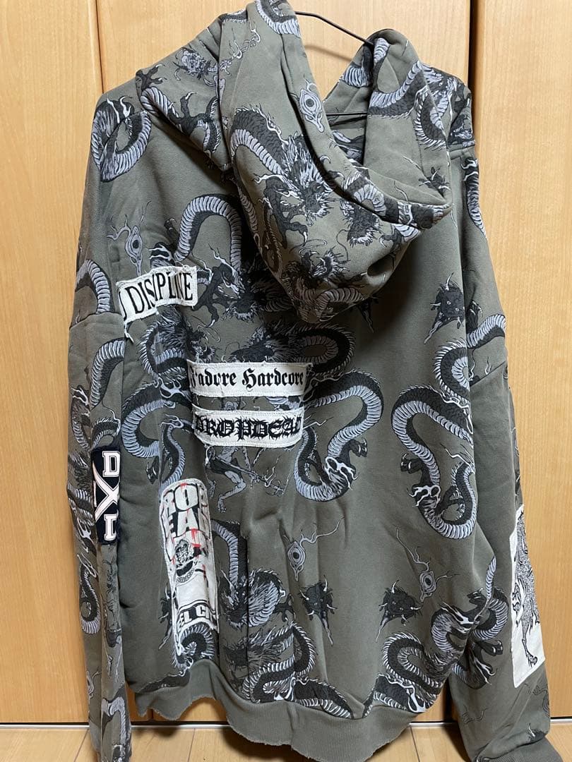 DROPDEAD フーディー