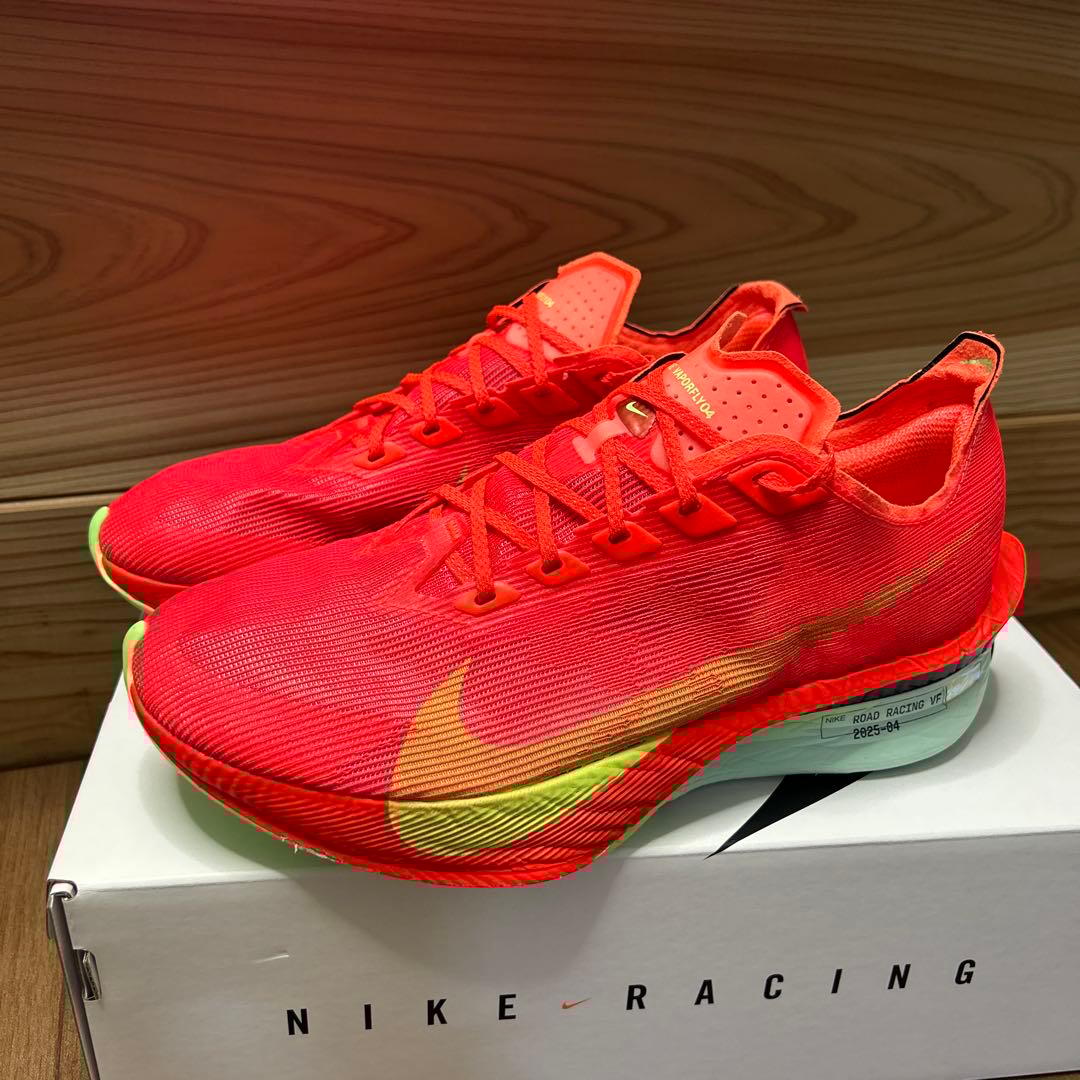 NIKE ナイキ ヴェイパーフライ 4