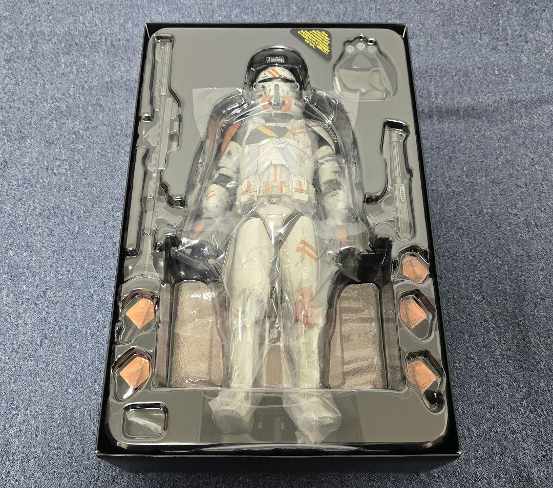 開封済美品 ホットトイズ エアボーントルーパー