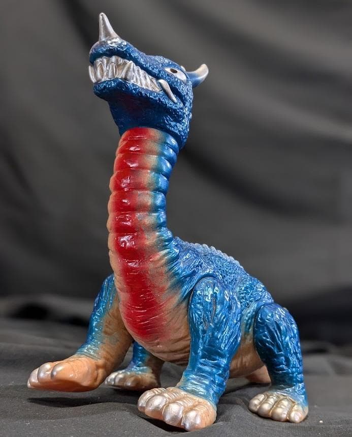 ミドロン（マスダヤ復刻）「スペクトルマン」登場怪獣ソフビフィギュア