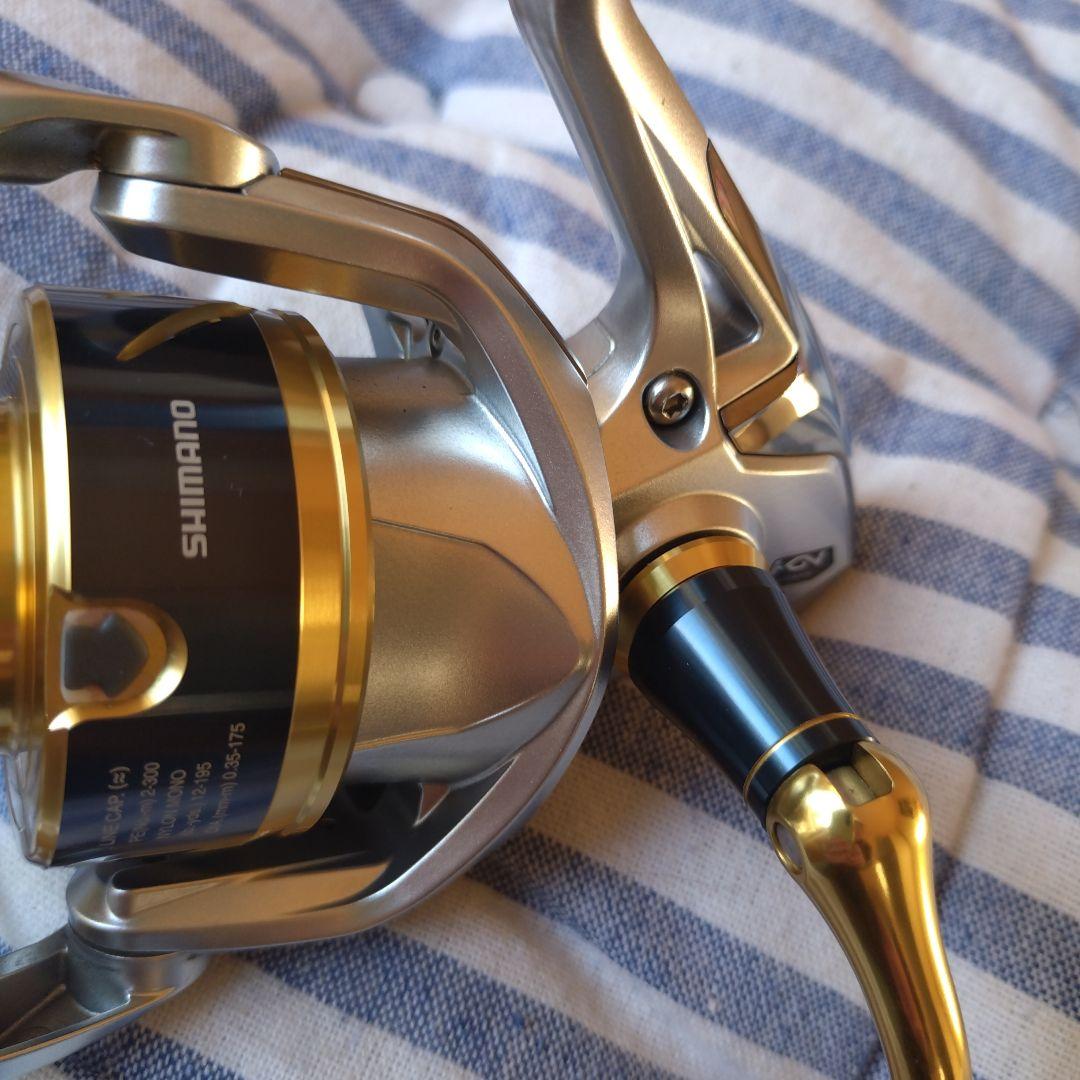 【箱付き】シマノスピニングリール 18 ストラディック SW 5000 XG