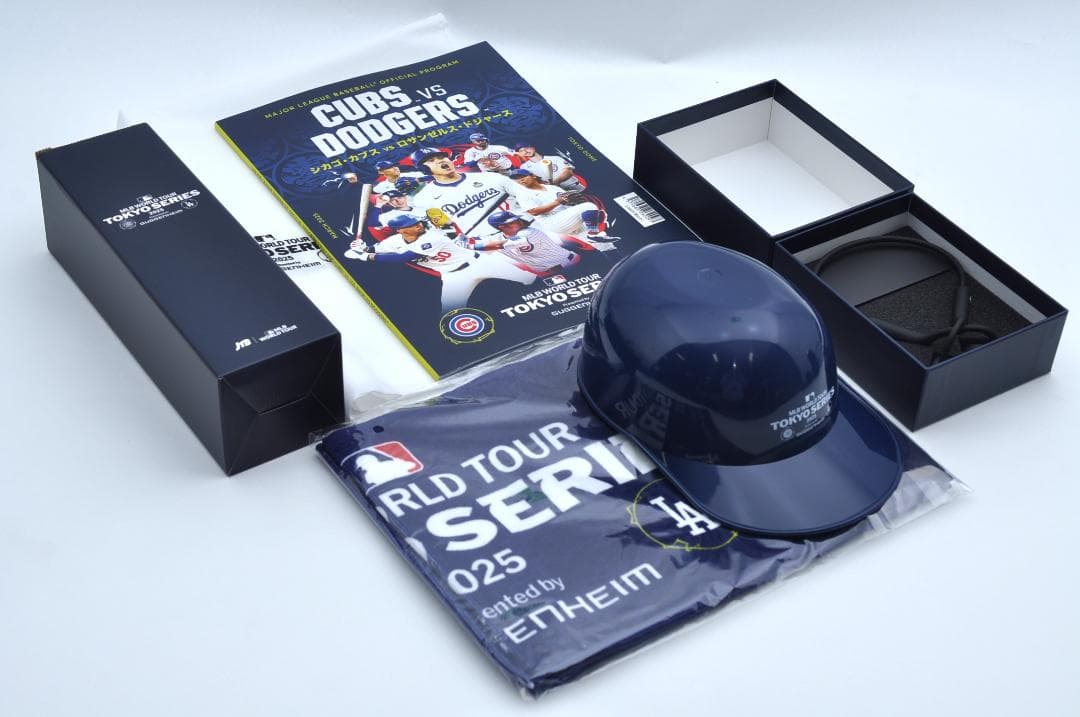 MLB TOKYOSERIES 2025 プレミアムラウンジ記念品 TA2189