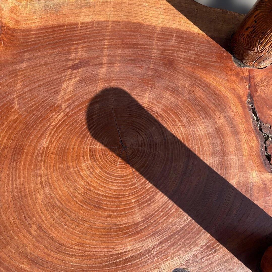 木製テーブル 自然な形状