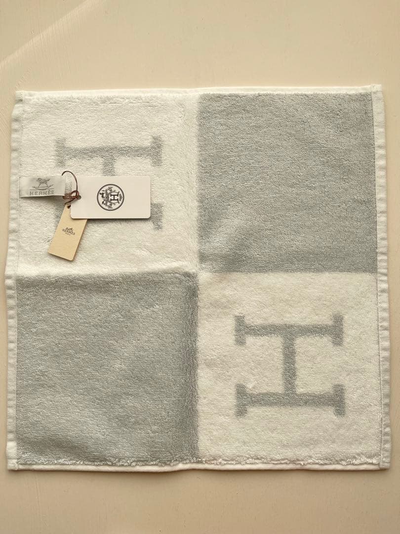 新品・タグ付】エルメス タオルハンカチ 2点セット 33×33cm 箱入り