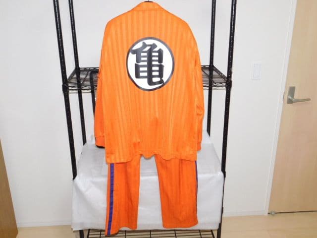 只今値下中　ジャージ上下セット売り　亀マークロゴ　LLサイズ　ドラゴンボールZ