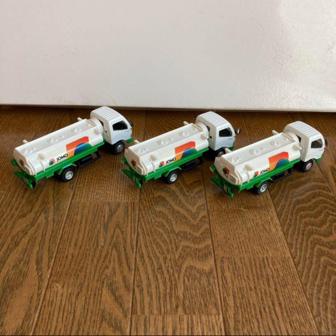 日野デュトロ　JOMOタンクローリー　3台