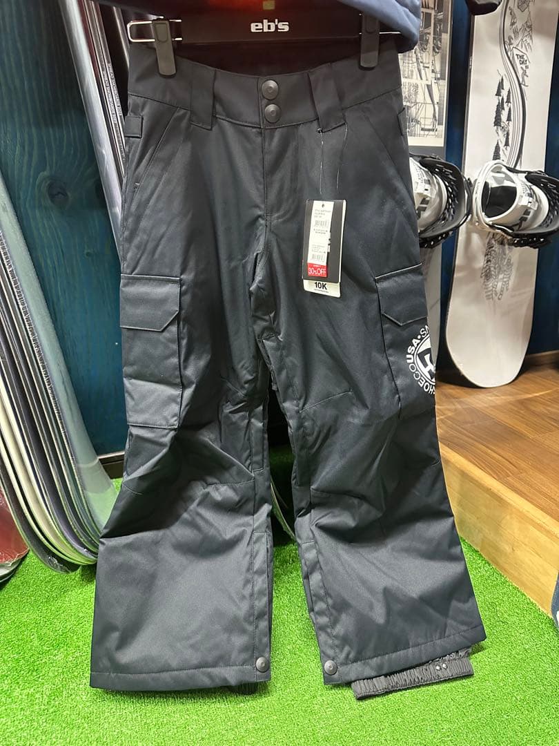 DC  kids 130cmサイズ　新品　展示品セール型落ち　かっこいい