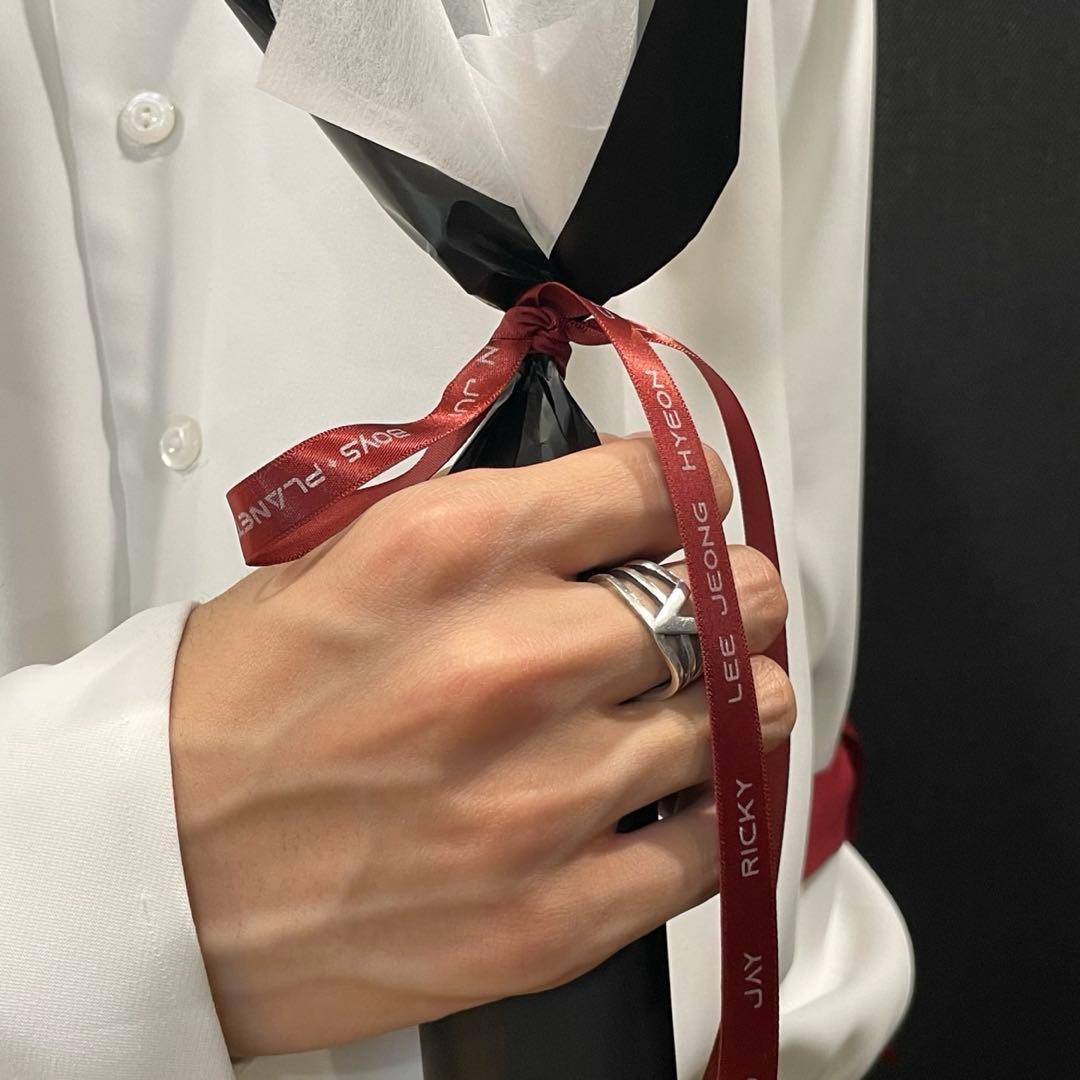 OVER ME ペンミ リボン ボイプラ ジャンハオ リッキー ZB1