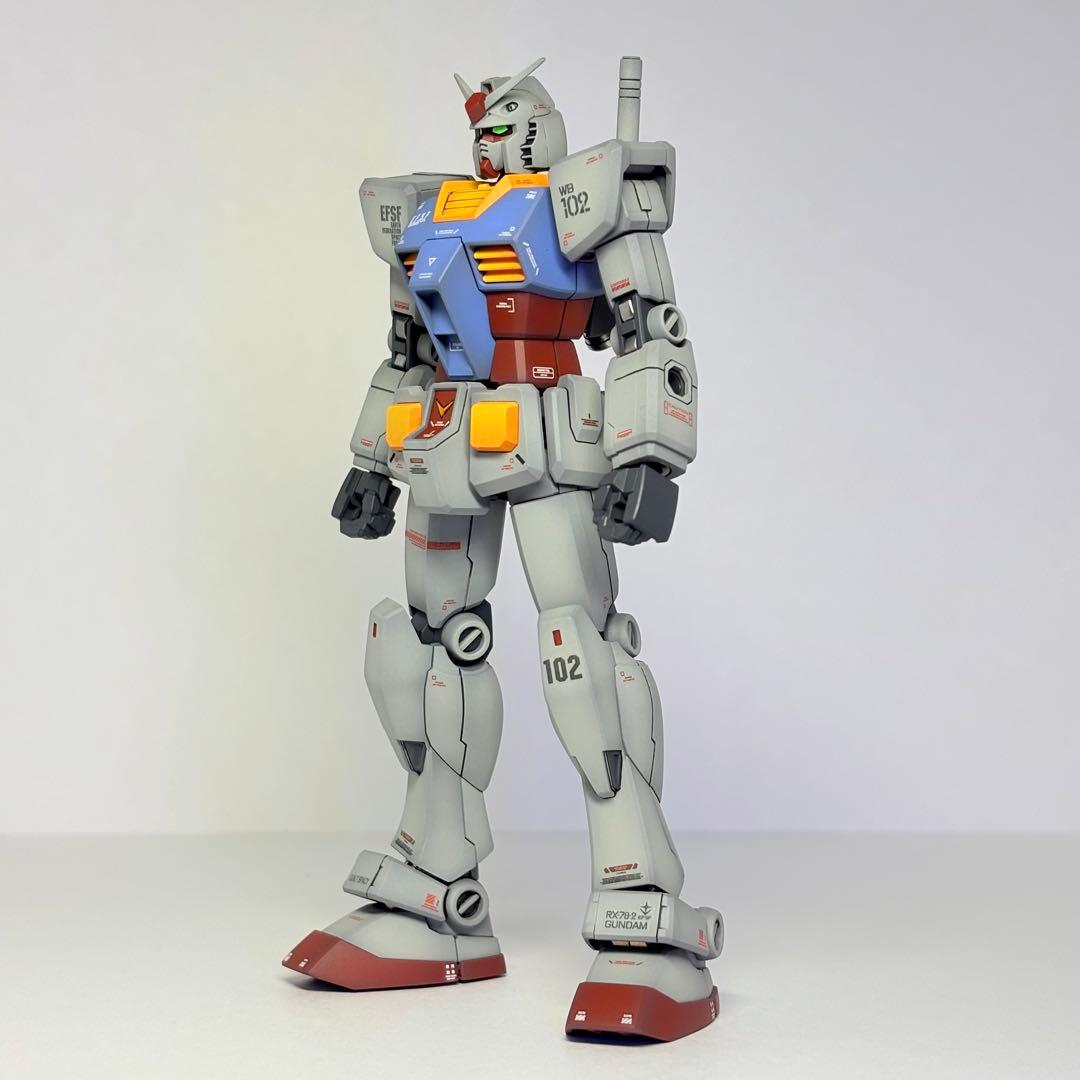 HG 1/144 RX-78-2 ガンダム　リバイブ　完成品