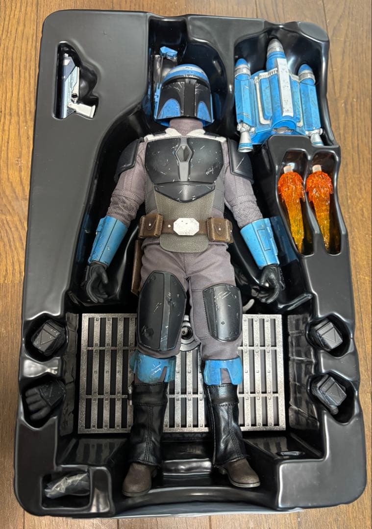 ホットトイズ マンダロリアン アックス・ウォーヴス