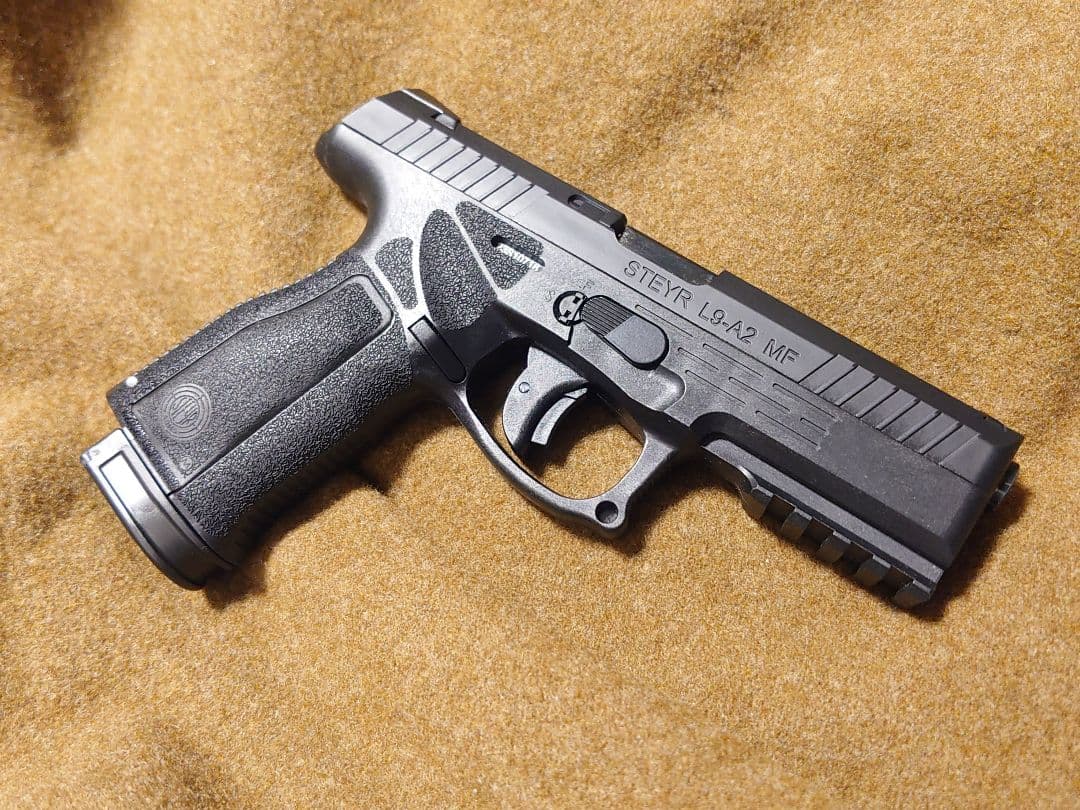 Carbon8 カーボネイト STEYR L9A2 CO2 ブローバック