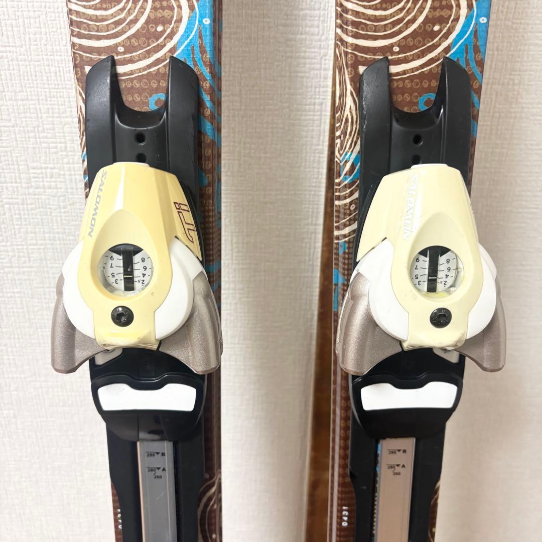 ■SALOMON■女性用スキーセット■板154/靴24-24.5/ストック105