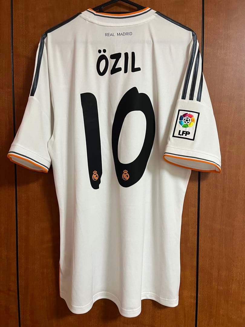 エジル　ユニフォーム　レアルマドリード　13-14