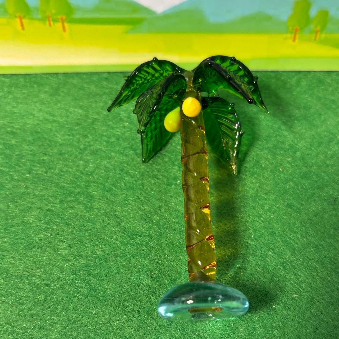 ヤシの木　ガラス細工　ミニチュア