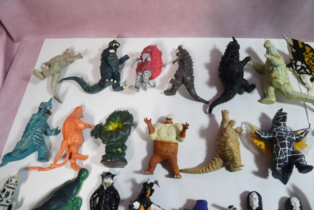 HG ウルトラ怪獣　98体