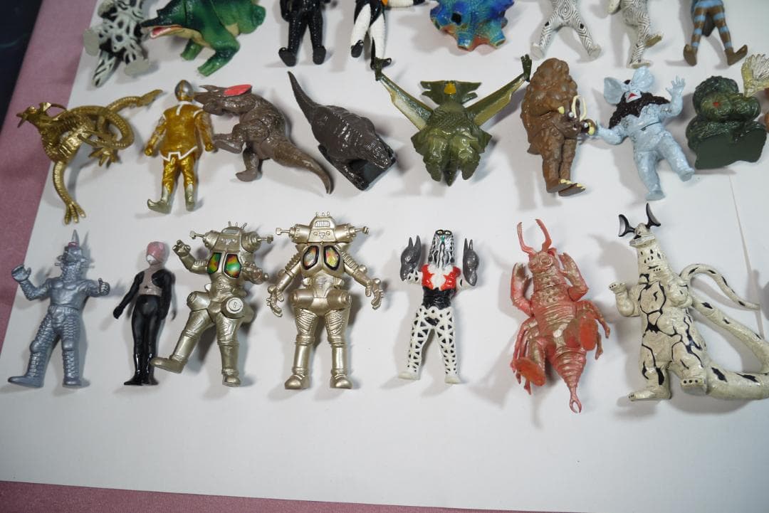 HG ウルトラ怪獣　98体