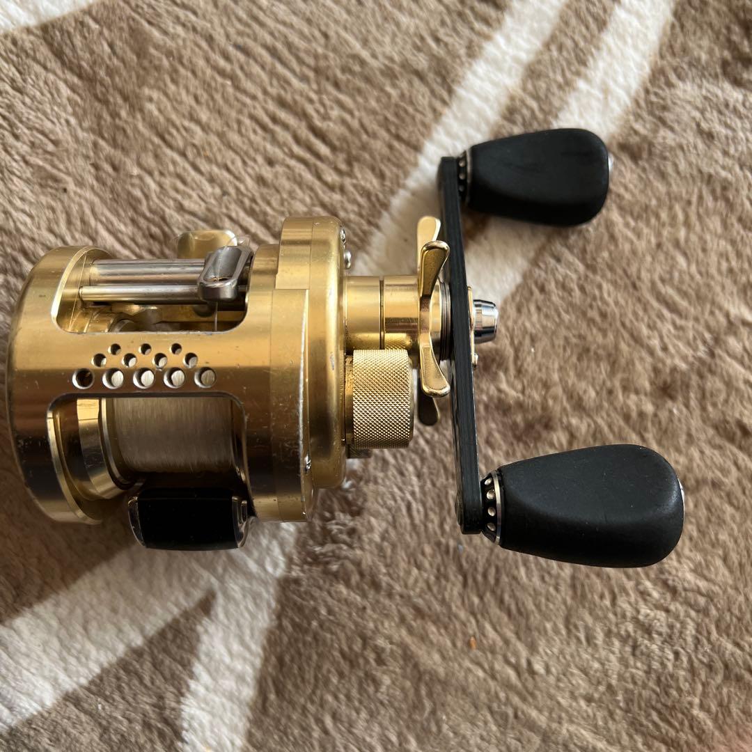リール SHIMANO CALCUTTA CONQUEST 100