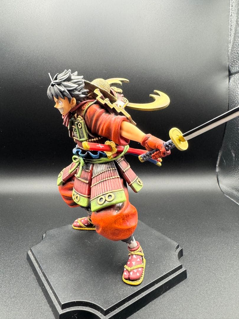 G*o様 【リペイント】一番くじ ワンピース 鎧武装 B賞 フィギュア おまけ付