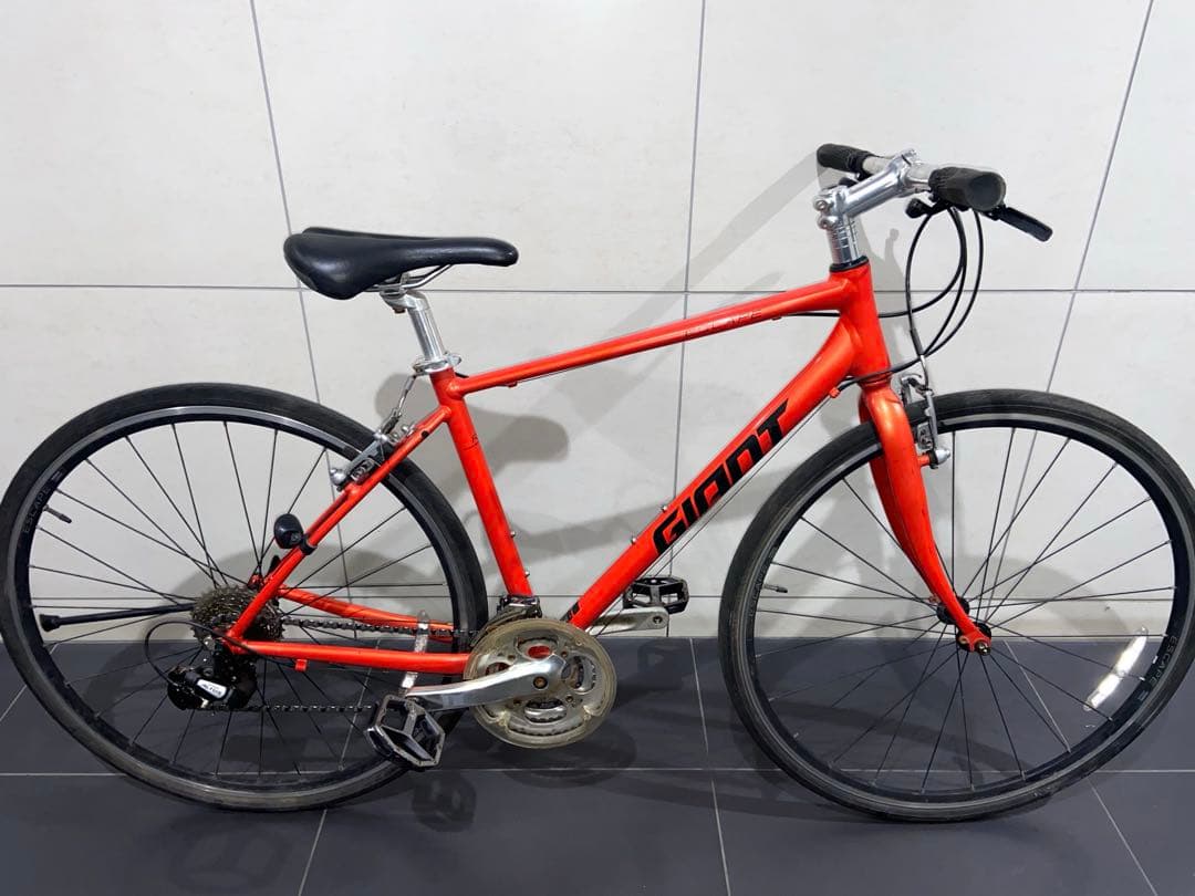 高年式！GIANT escape R3クロスバイク　ジャイアント　エスケープrx