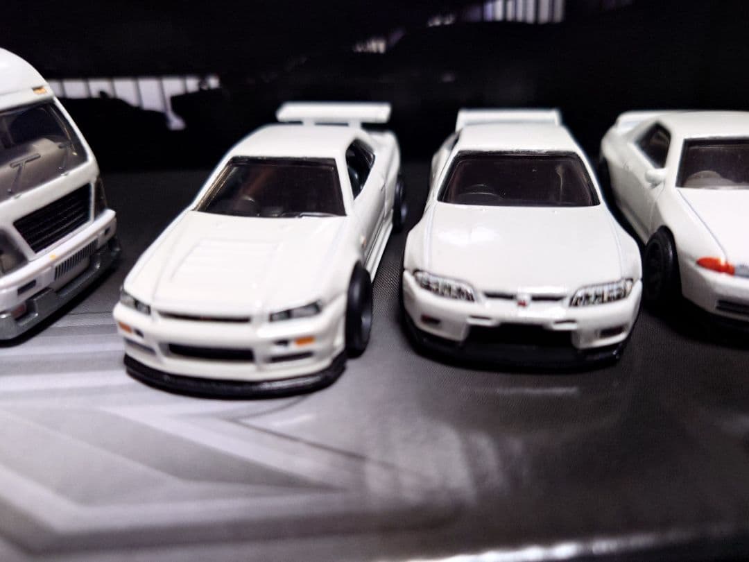 ミニカー Hotwheels PREMIUM Nissan GT-R MINIGT set