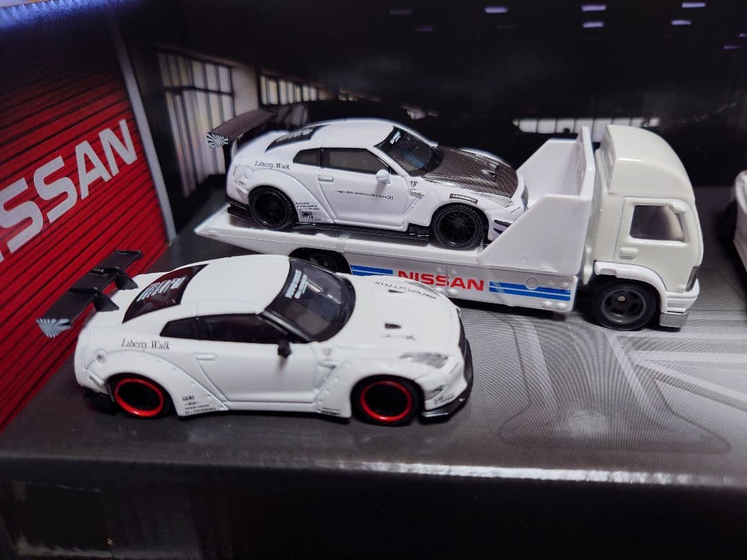 ミニカー Hotwheels PREMIUM Nissan GT-R MINIGT set