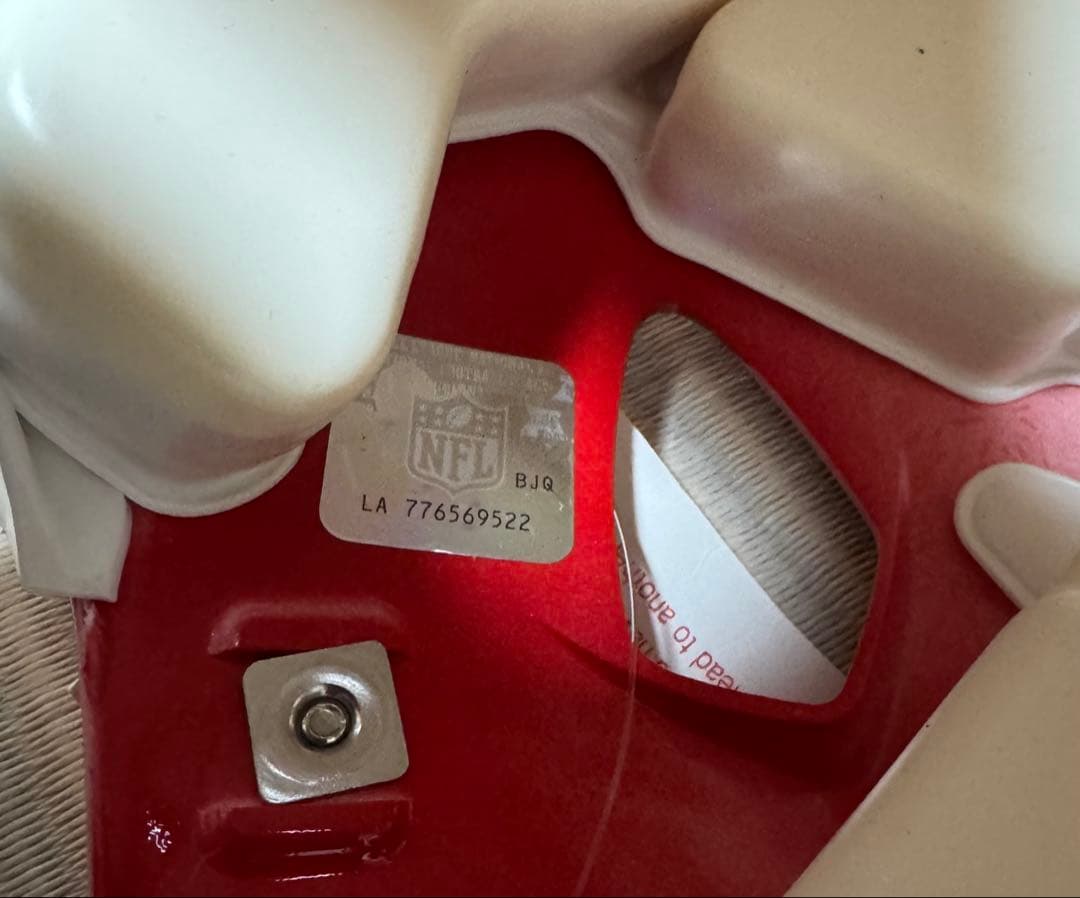 カンザスシティ・チーフスオーセンティック ヘルメット マーカス・アレンサイン入り