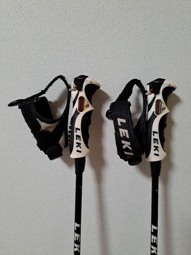 LEKI Carbonスキー用ポール 黒/白105cm