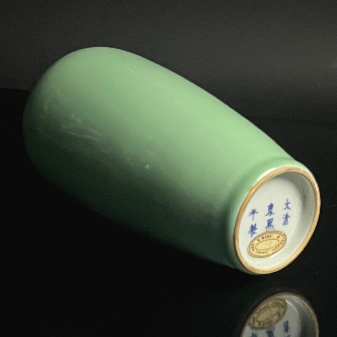 唐物 粉青釉観音瓶 大清康熙年製 款 中国美術 古玩 SN662