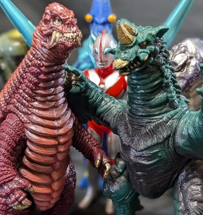 ウルトラマンパワード＆登場怪獣・宇宙人（バンダイ）ソフビフィギュア７体セット