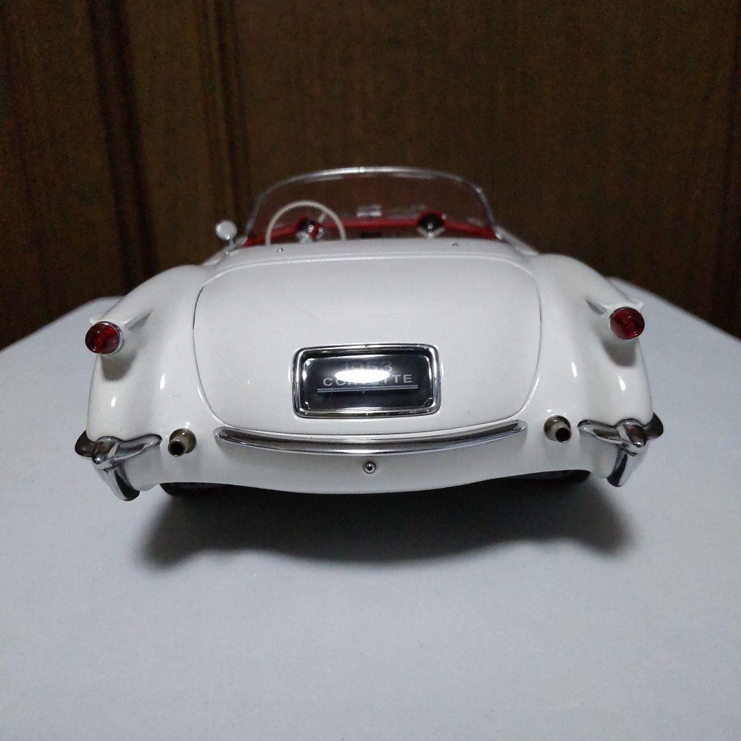 シボレー コルベット 1953 ホワイト 1/18 オートアート