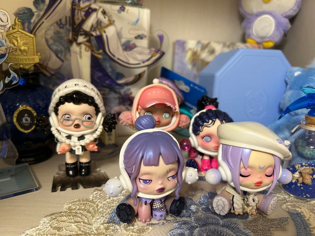 アニメグッズ　ノンジャンル　2000点以上　まとめ売り　一点のみ！