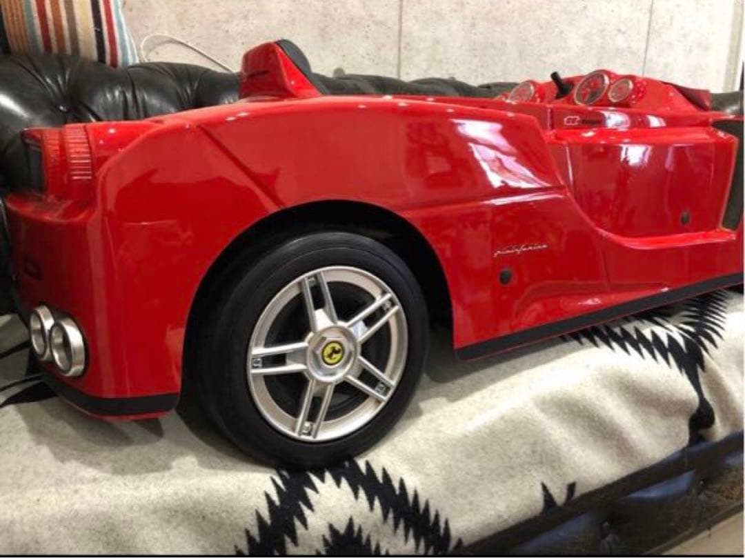 電動乗用 フェラーリ キッズカー レッド 未使用品 美品